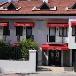 מלון Lill Maison & Club