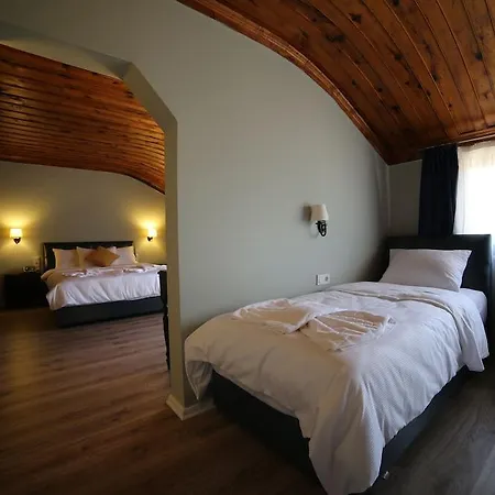 Akkent Garden Hotel 3*