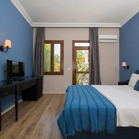 Akkent Garden Hotel 3*