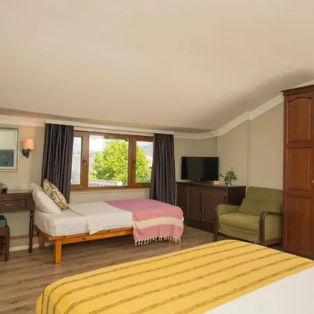 Akkent Garden Hotel 3*