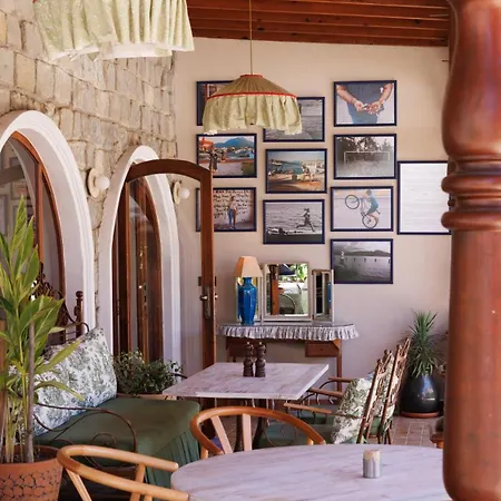 Hotel Lill Maison & Club 3*