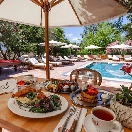 Lill Maison & Club Hotel