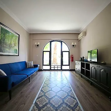 מלון Lill Maison & Club 3*