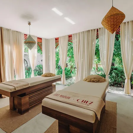 Hotel Lill Maison & Club