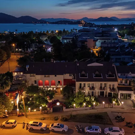 Lill Maison & Club Hotel
