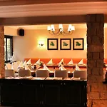 艾肯特花园酒店 3*