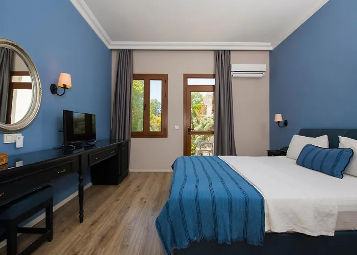 Akkent Garden Hotel 3*